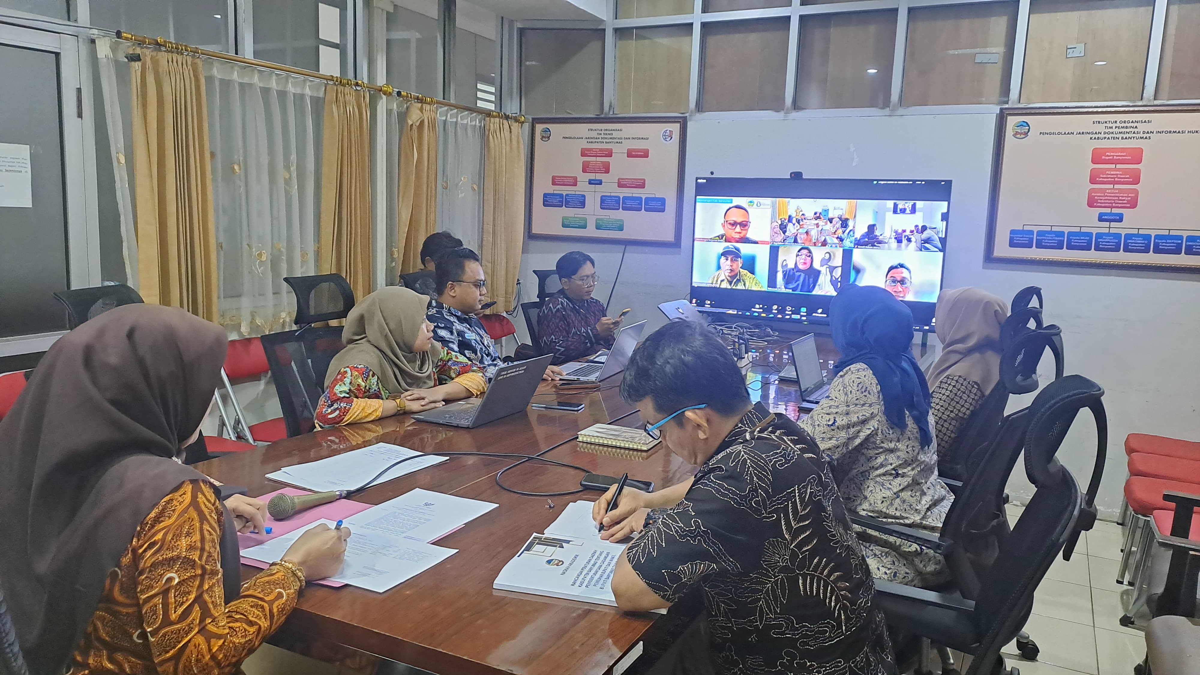 Pengharmonisasian 4 (empat) Raperda dengan Kementerian Hukum Kantor Wilayah Jawa Tengah