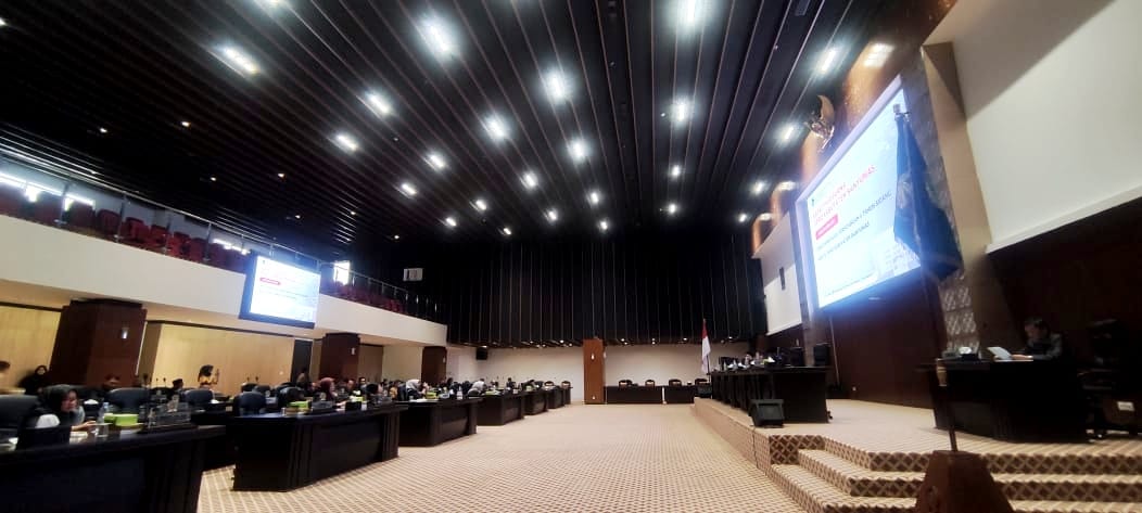 Bagian Hukum Mengikuti Rapat Paripurna Penutupan Masa Persidangan II Tahun Sidang Kesatu DPRD Kabupaten Banyumas