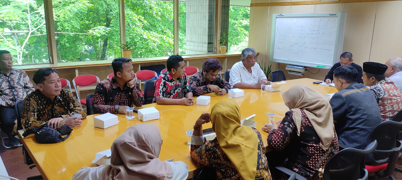 Konsultasi Penyusunan Raperda Fasilitasi Asuransi Pertanian